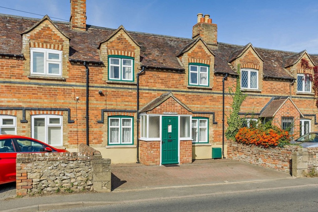 Crown Terrace, Stadhampton