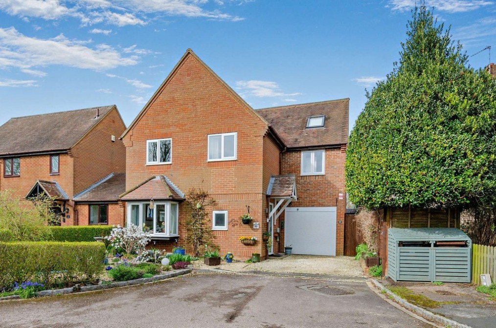 Fullers Field, Great Milton