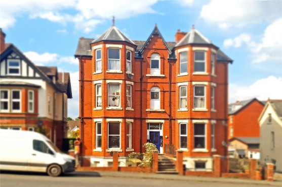Temple Avenue, Llandrindod Wells, Powys