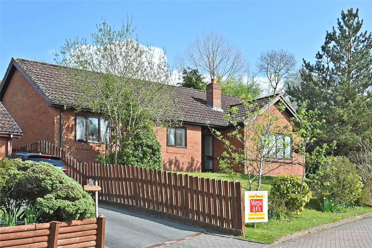 Cefnllys Lane, Llandrindod Wells, Powys