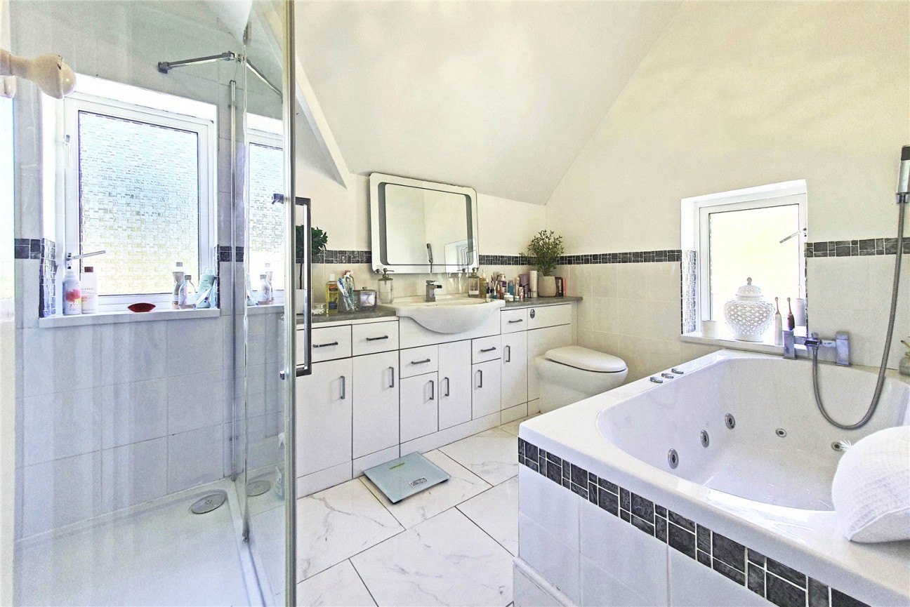 Llanddewi, Llandrindod Wells, Powys