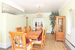 Llanddewi, Llandrindod Wells, Powys