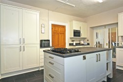 Llandrindod Wells, Powys