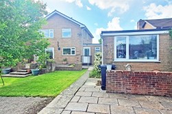 Pentrosfa Crescent, Llandrindod Wells, Powys