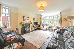 Broadway, Llandrindod Wells