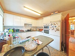 Broadway, Llandrindod Wells, Powys