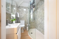 Howey, Llandrindod Wells