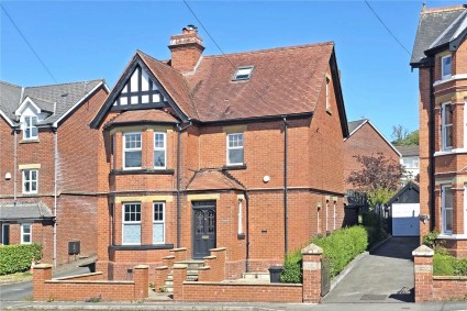 Llandrindod Wells, Powys