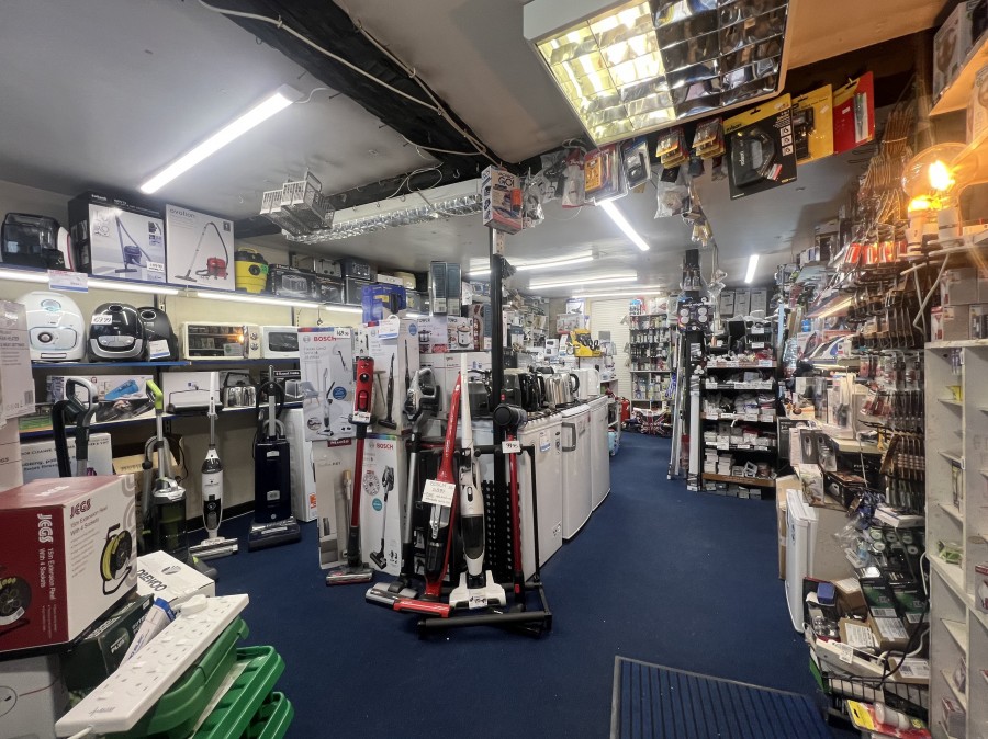 0 bedroom Shop for Letting 5B Bridge Street, Bishop's Stortford, Hertfordshire