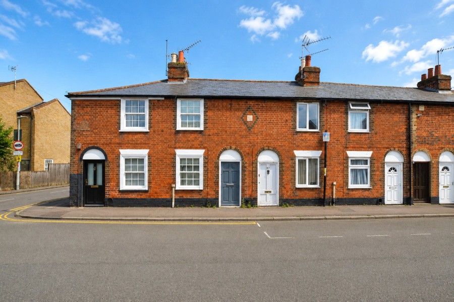 2 bedroom House for Letting Bishops Stortford, Herts