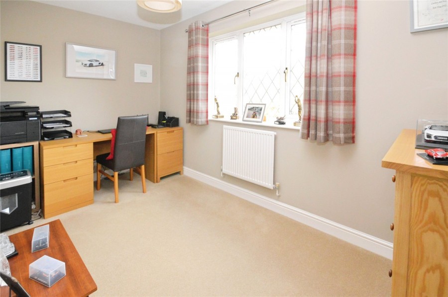 Larkspur Close, Bishops Stortford, Hertfordshire