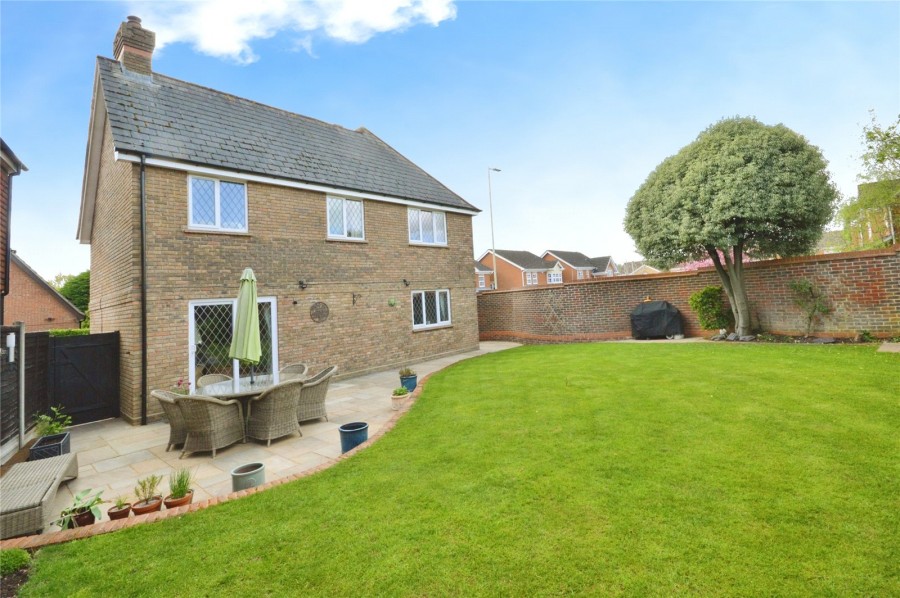Larkspur Close, Bishops Stortford, Hertfordshire