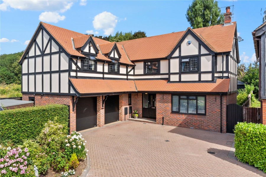 Blenheim Close, Sawbridgeworth, Herts