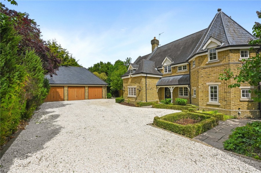 Gilston, Harlow, Hertfordshire