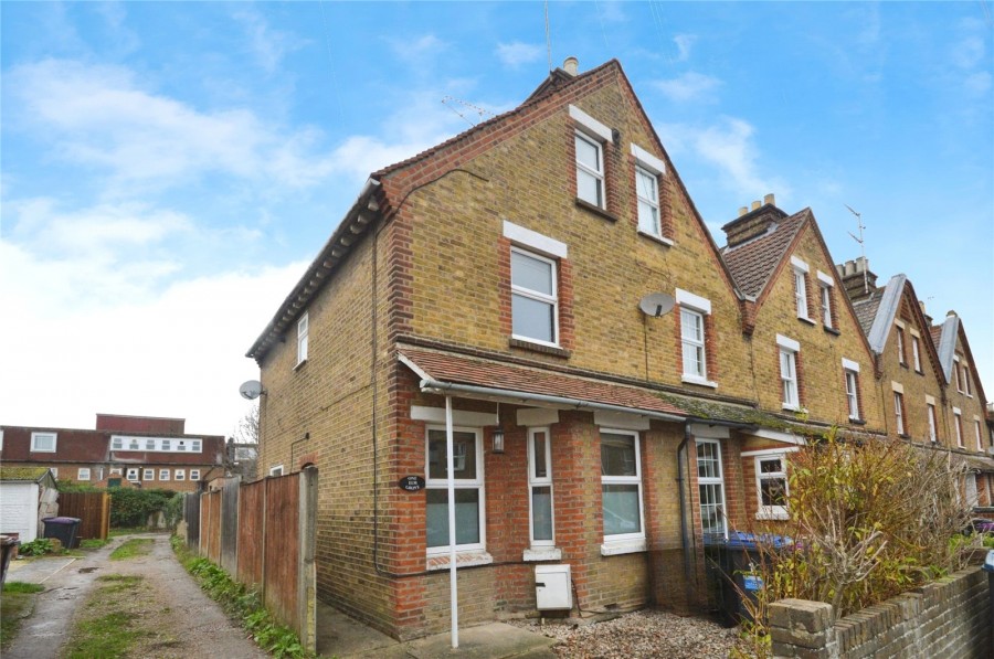 3 bedroom House for Sale Elm Grove, Bishop's Stortford, Hertfordshire