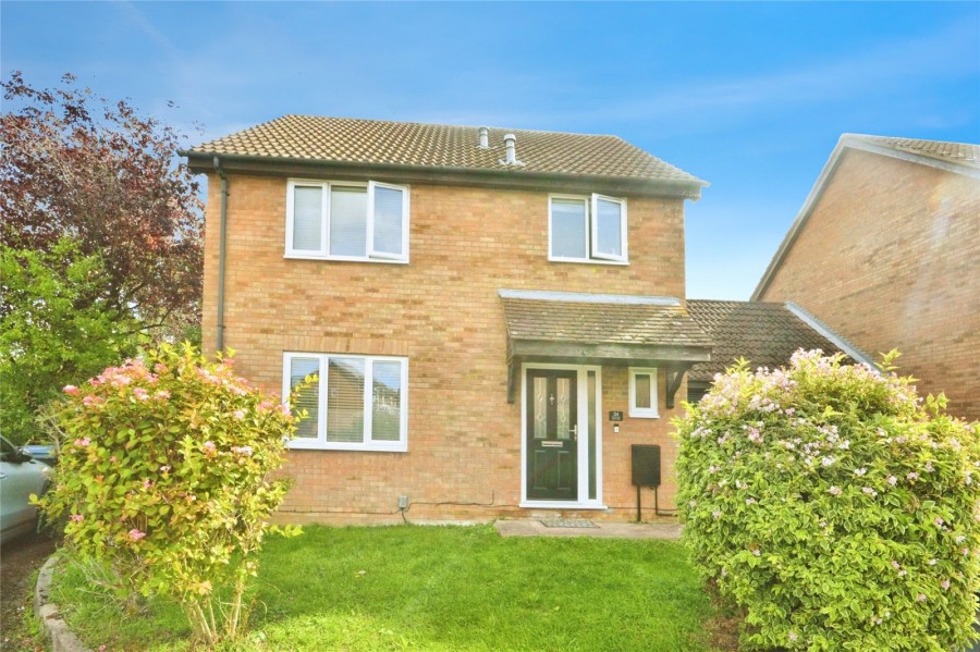 3 bedroom House for Sale Elmbrook Drive, Bishop's Stortford, Hertfordshire
