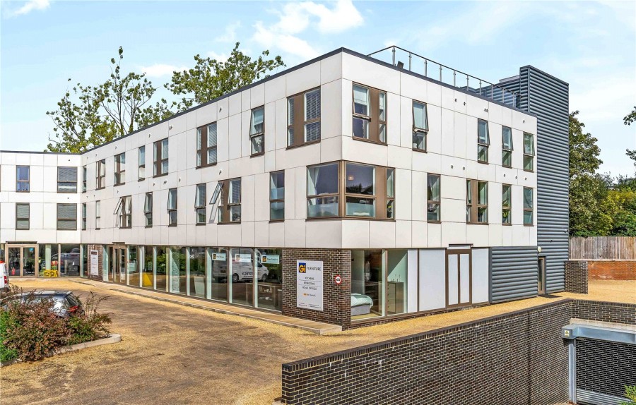 2 bedroom Flat for Sale Saffron Walden, Essex