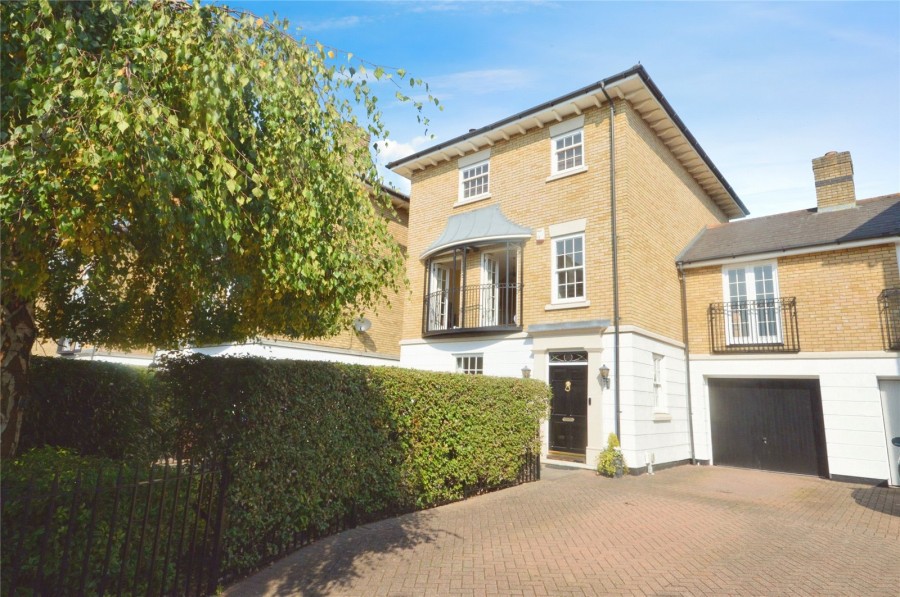 Pewterers Avenue, Bishops Stortford, Herts