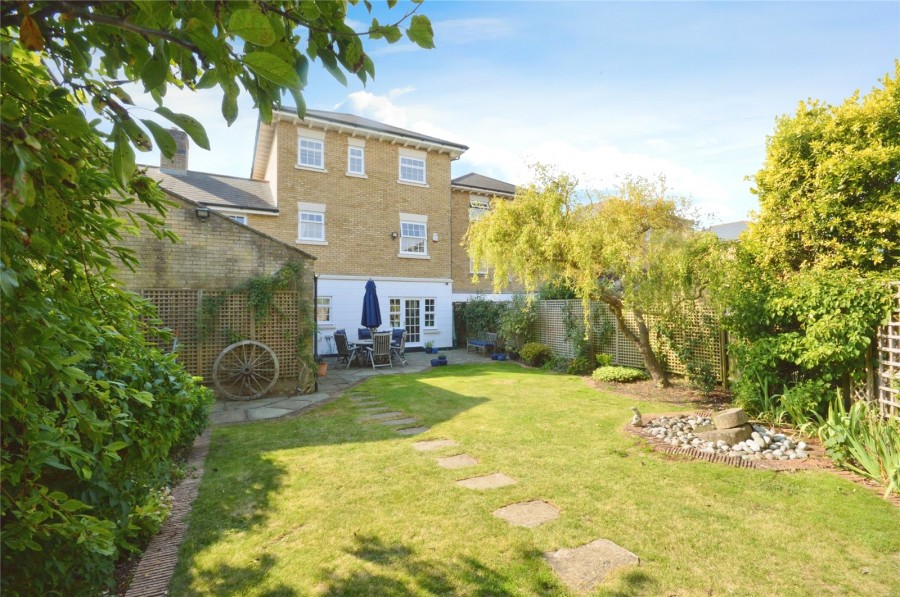 Pewterers Avenue, Bishops Stortford, Herts