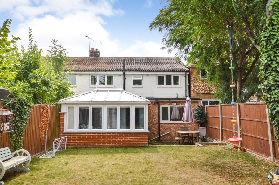 Hayley Bell Gardens, Bishops Stortford, Hertfordshire