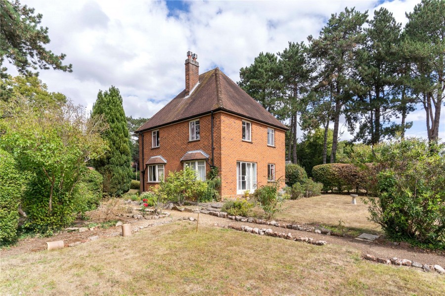 Thorn Grove, Bishops Stortford, Hertfordshire