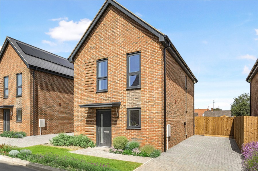 London Road, Newport, Essex