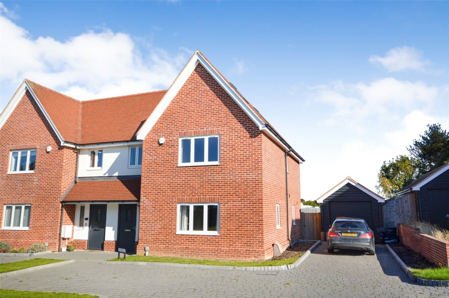 3 bedroom House for Sale Chalk Gardens, Little Hadham, Hertfordshire