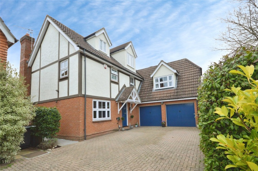6 bedroom House for Sale St. Michaels Mead, Bishop's Stortford, Hertfordshire