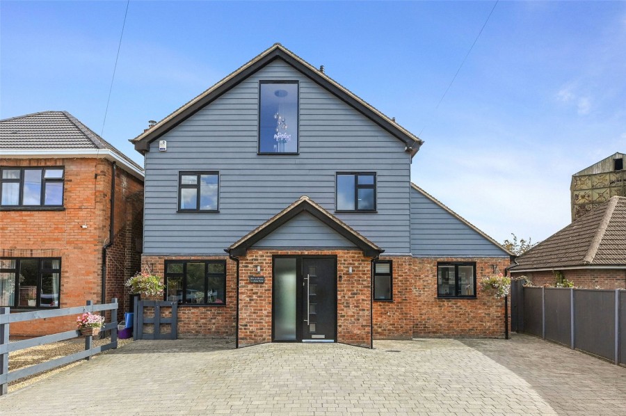 Old House Lane, Roydon, Essex