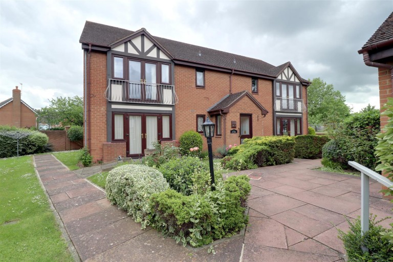 Glebe Farm Court, Up Hatherley, Cheltenham