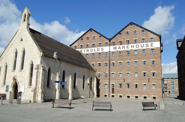 Double Reynolds, Gloucester Docks