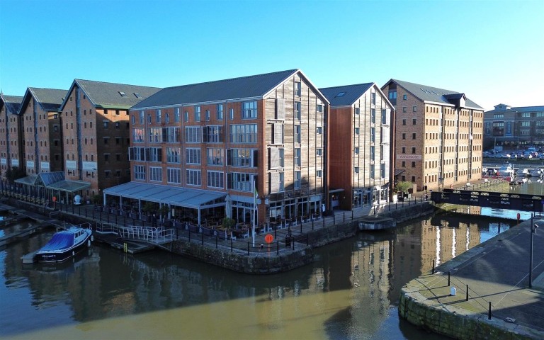 Merchants Quay, Gloucester Docks