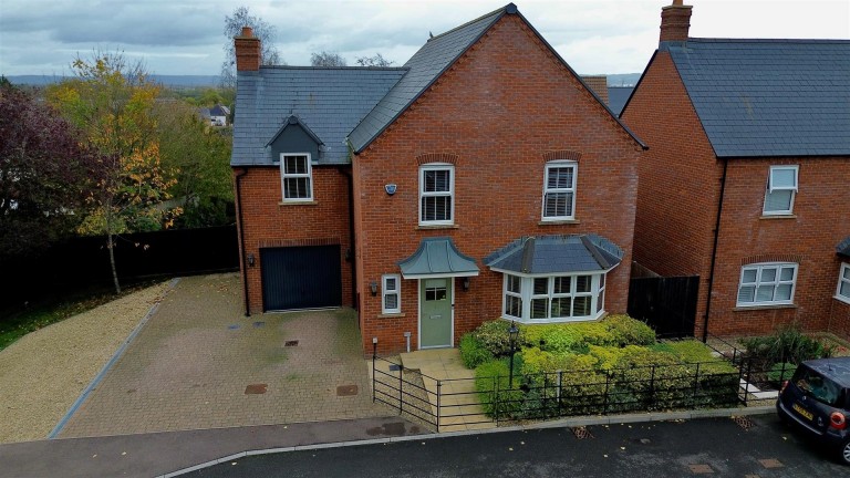 Rectory Close, Maisemore, Gloucester
