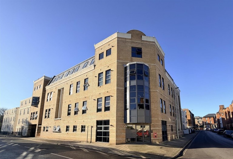 Fitzalan House, Gloucester