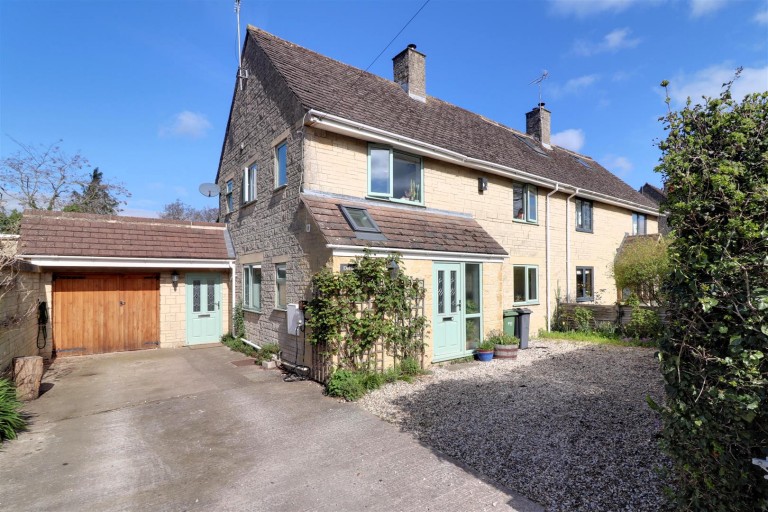 Haresfield, Stonehouse