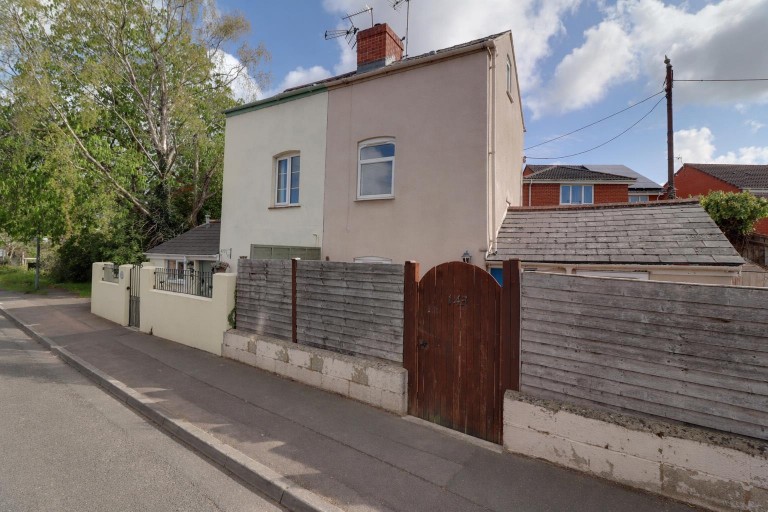 Gloucester Road, Stonehouse