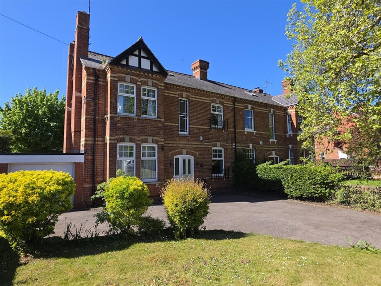 Hucclecote Road, Gloucester