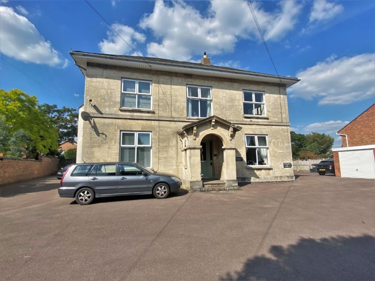 Hucclecote Road, Gloucester