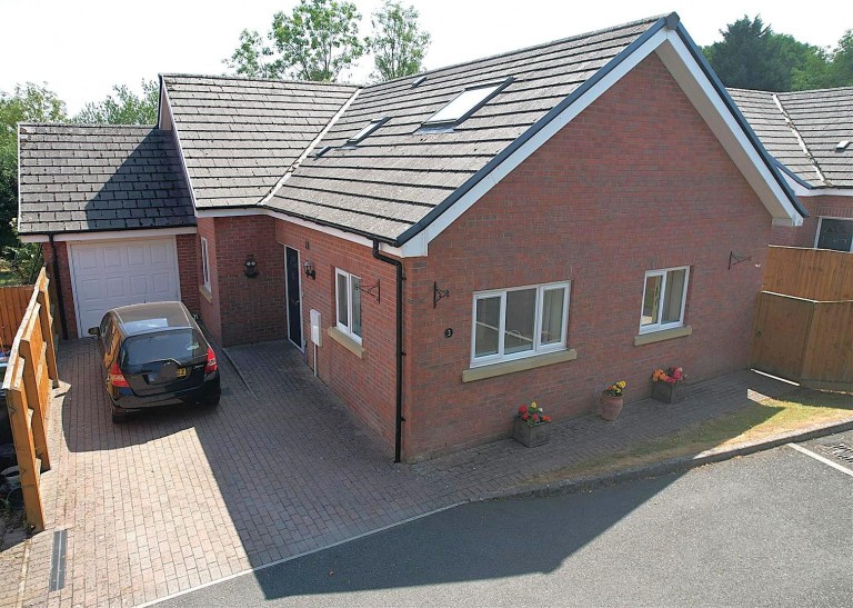 Casita Drive, Longhope