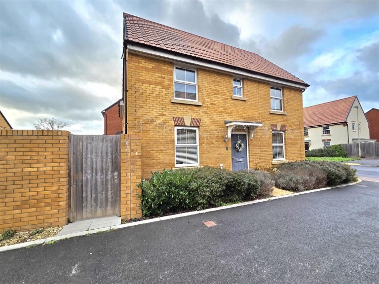 Warbler Close, Hardwicke, Gloucester