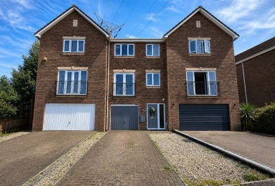 View full details for Plynlimon Avenue, Crumlin, NP11