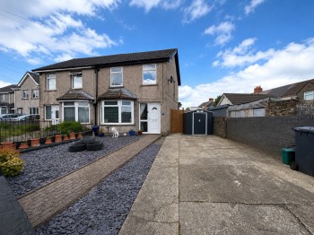 Penybryn Avenue, Cefn Fforest, NP12