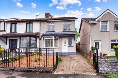 View full details for Penybryn Avenue, Cefn Fforest, NP12