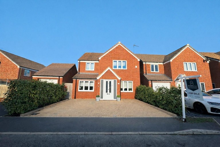 Crawley Close, Northampton