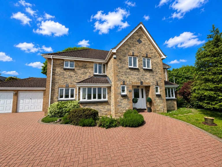 Hillside Close, Mere, Warminster