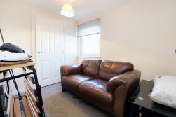 Willowpark Court, Airdrie, ML6