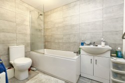 Willowpark Court, Airdrie, ML6