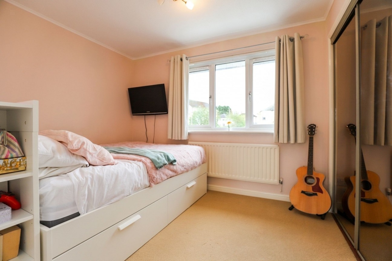 Elm Drive, Chapelhall, ML6