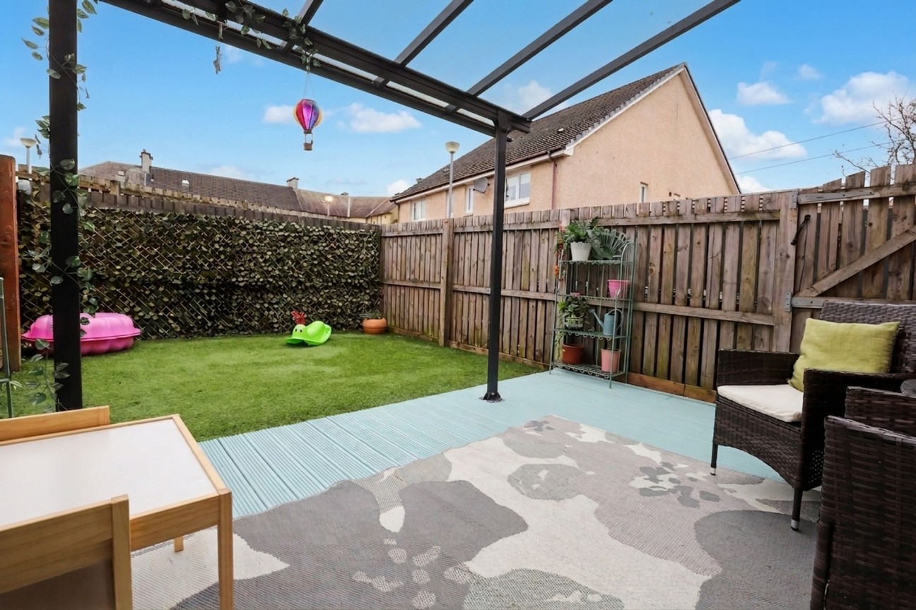 Elm Drive, Chapelhall, ML6