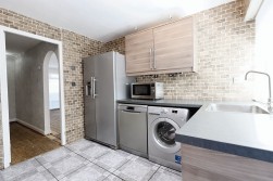 Hollowglen Road, Glasgow, G32